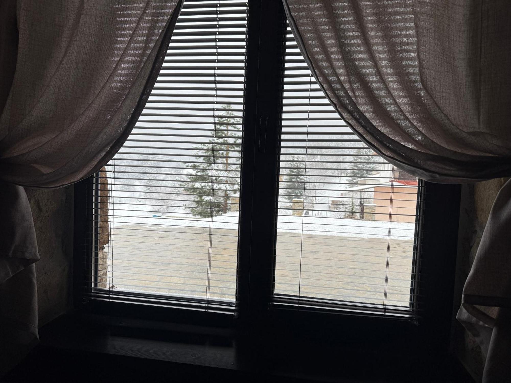 Къща За Гости Меча Стъпка Gela Buitenkant foto